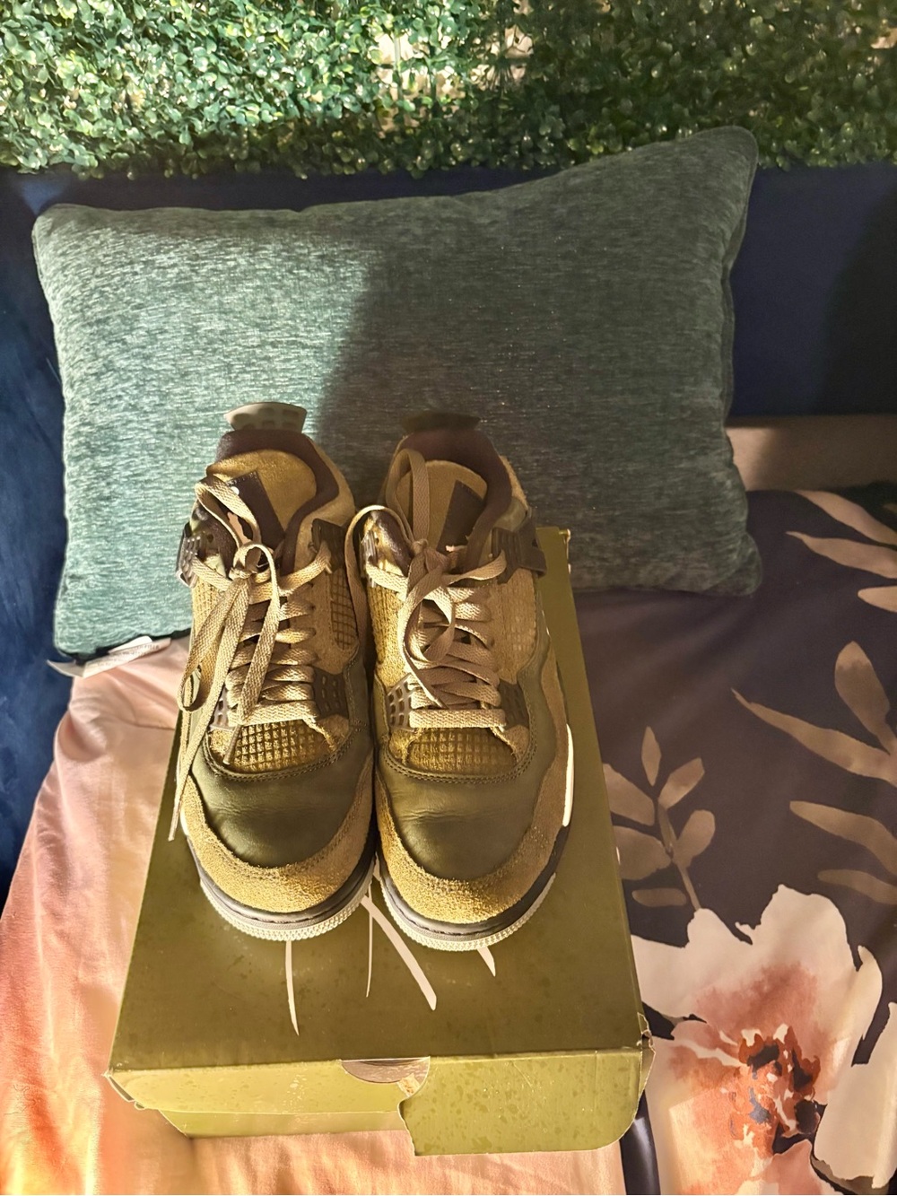 Women’s Jordan Retro Casual Lace-Up Sneakers in Olive Green